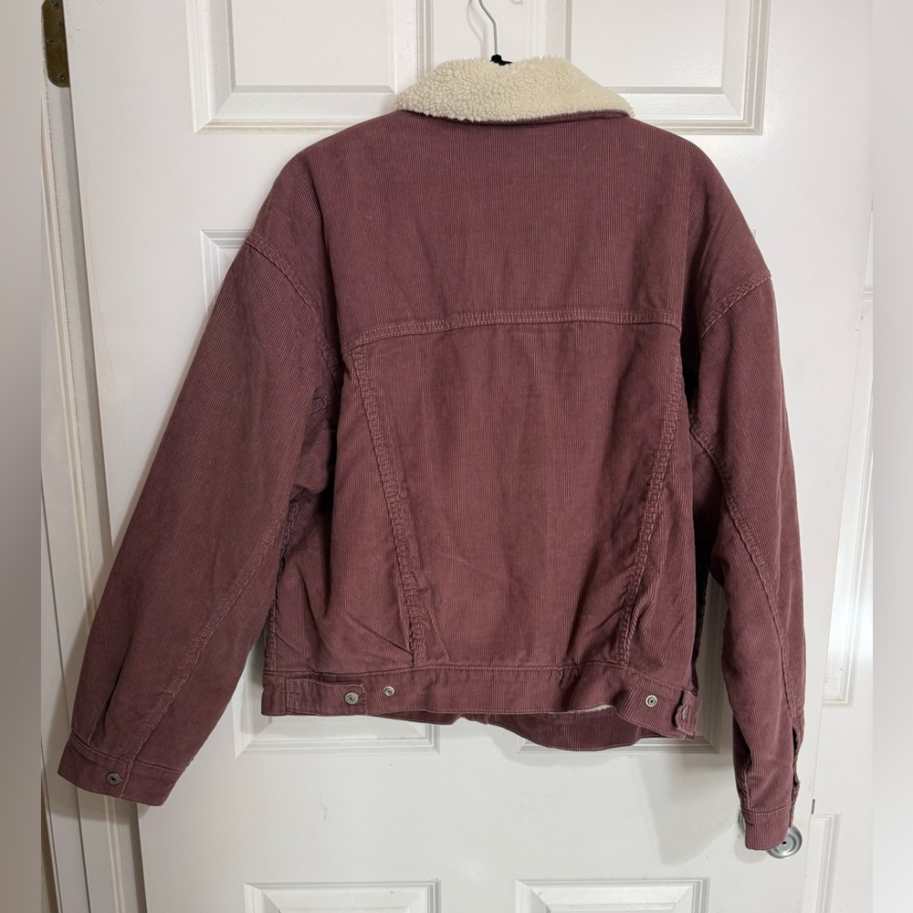NWT Levi’s Faux Shearling 90’s Trucker Jacket – Rose Taupe – XL - Picture 4 of 15